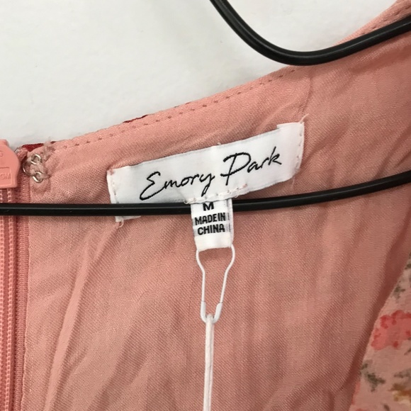 Emory Park Blush Dress in Vintage Floral - Picture 5 of 5